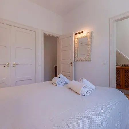 Challet אריסרייה